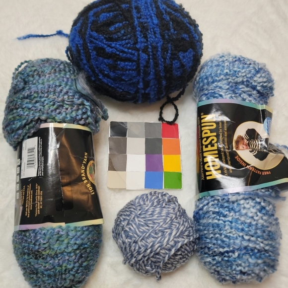 Bundle of #5 Bulky Yarn Multi-Color Lot Knitting Crochet Crafts 17 Skeins Chunky - Picture 2 of 16